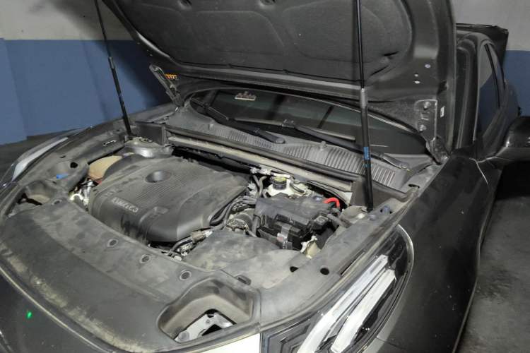 Used Lynk & Co 03 2021 2.0TD Automatic Trendy Champion Edition Engine Bay Left
