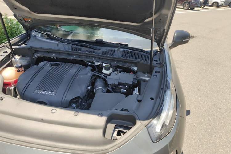Used Lynk & Co 03 2021 1.5TD DCT Jing Champion Edition Engine Bay Left