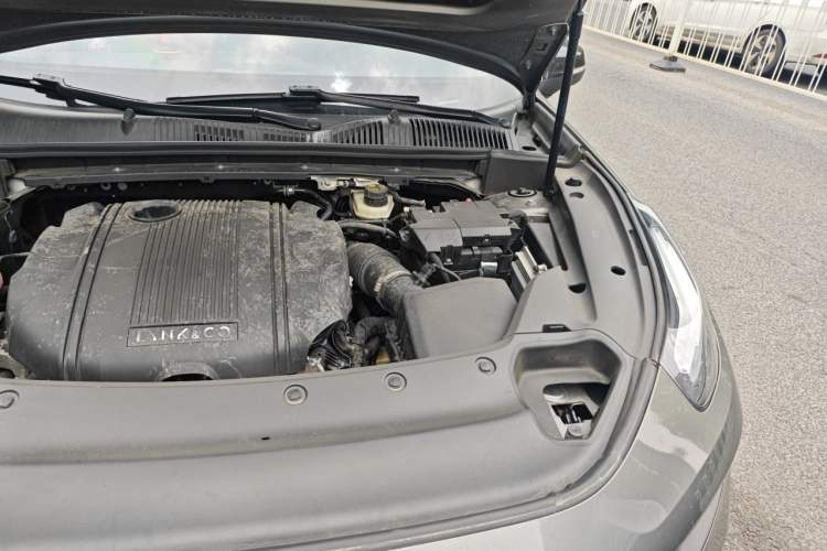 Used Lynk & Co 03 2021 1.5TD DCT Jing Champion Edition Engine Bay Left