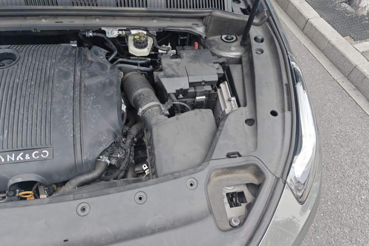 Used Lynk & Co 03 2021 1.5TD DCT Jing Champion Edition Engine Bay Left