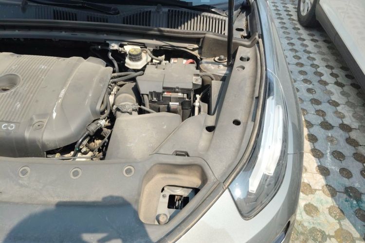 Used Lynk & Co 03 2021 2.0TD Automatic Trendy Champion Edition Engine Bay Left
