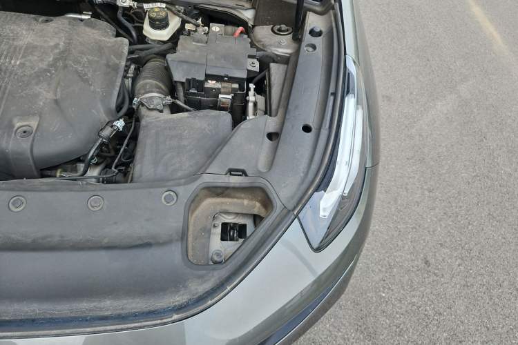 Used Lynk & Co 03 2021 2.0TD Automatic Trendy Champion Edition Engine Bay Left