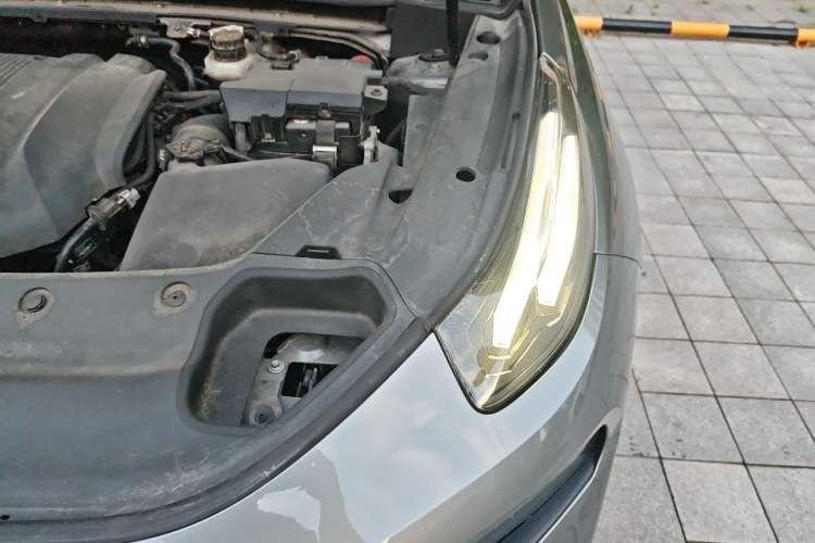 Used Lynk & Co 03 2021 2.0TD Automatic Trendy Champion Edition Engine Bay Left