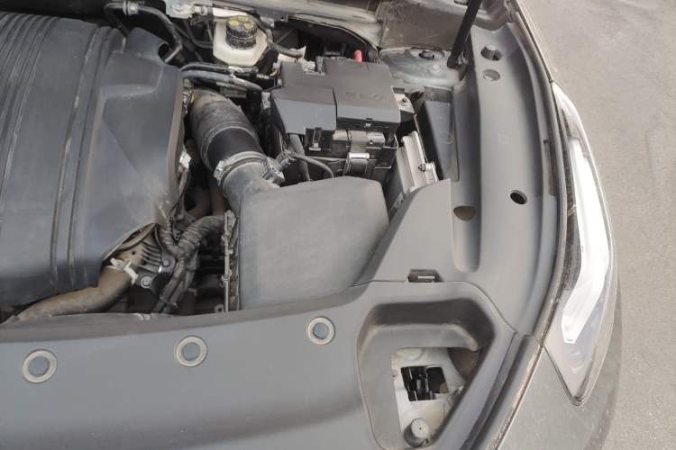 Used Lynk & Co 03 2021 1.5TD DCT Jing Champion Edition Engine Bay Left