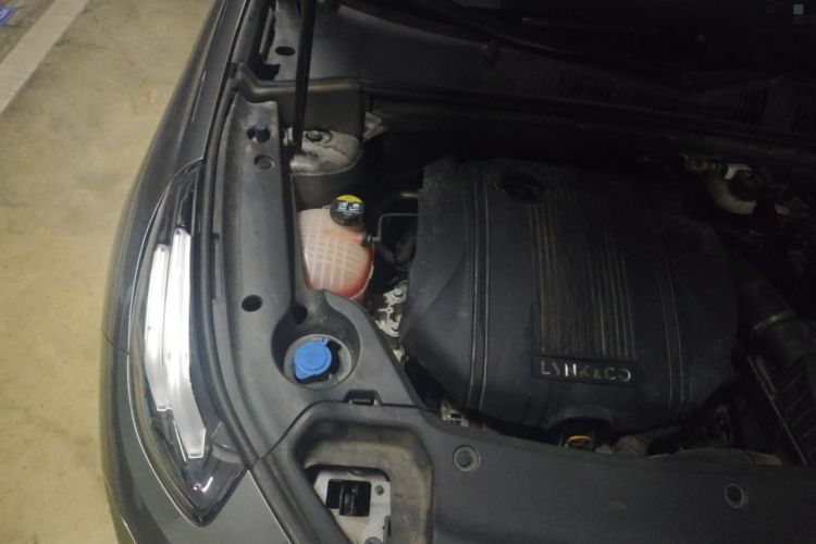 Used Lynk & Co 03 2021 1.5TD DCT JingPro Engine Bay Right