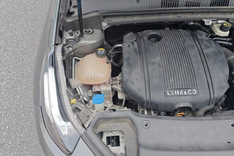 Used Lynk & Co 03 2021 1.5TD DCT Jing Champion Edition Engine Bay Right