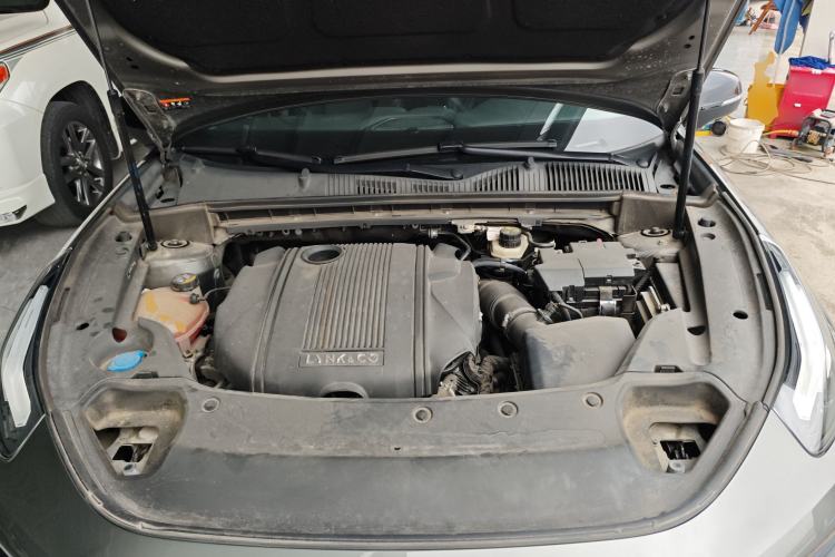 Used Lynk & Co 03 2021 1.5TD DCT Jing Champion Edition Engine Bay