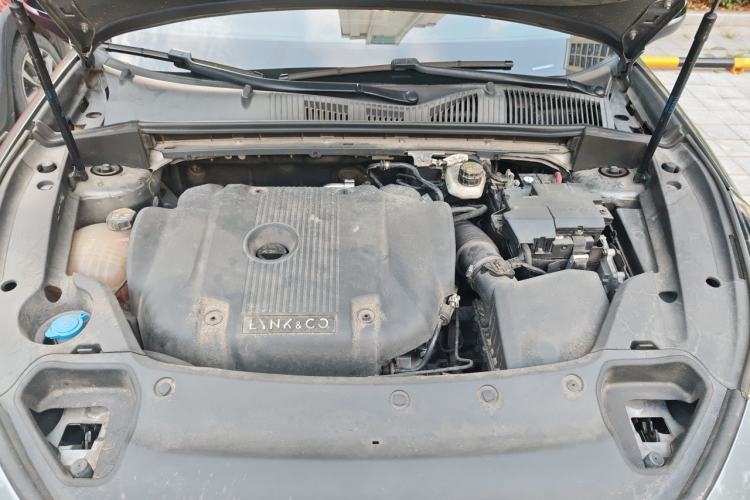 Used Lynk & Co 03 2021 2.0TD Automatic Trendy Champion Edition Engine Bay