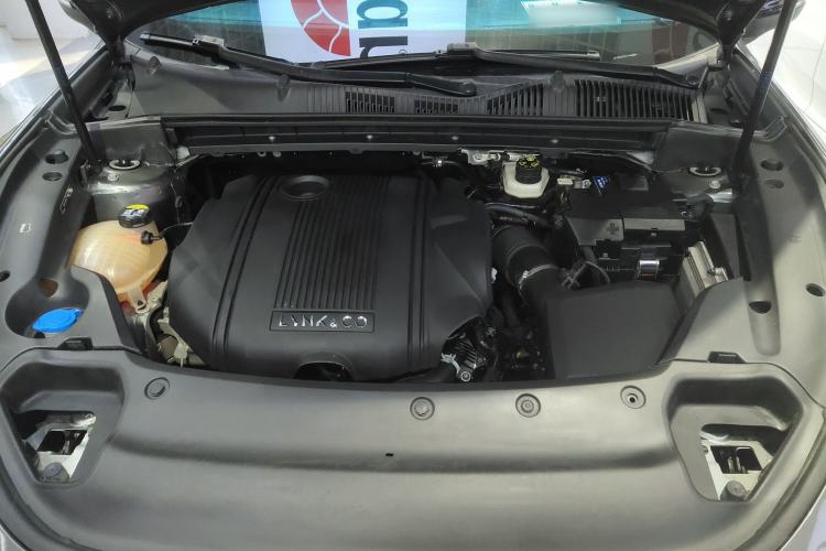 Used Lynk & Co 03 2021 1.5TD DCT JingPlus Engine Bay