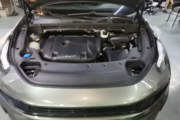 Used Lynk & Co 03 2021 2.0TD Automatic Trendy Champion Edition Engine Bay