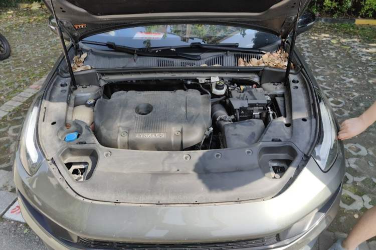 Used Lynk & Co 03 2021 2.0TD Automatic Trendy Champion Edition Engine Bay