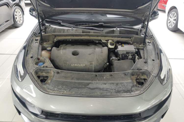 Used Lynk & Co 03 2021 2.0TD Automatic Trendy Champion Edition Engine Bay