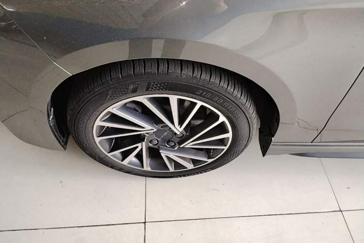 Used Lynk & Co 03 2021 1.5TD DCT JingPlus Exterior 1