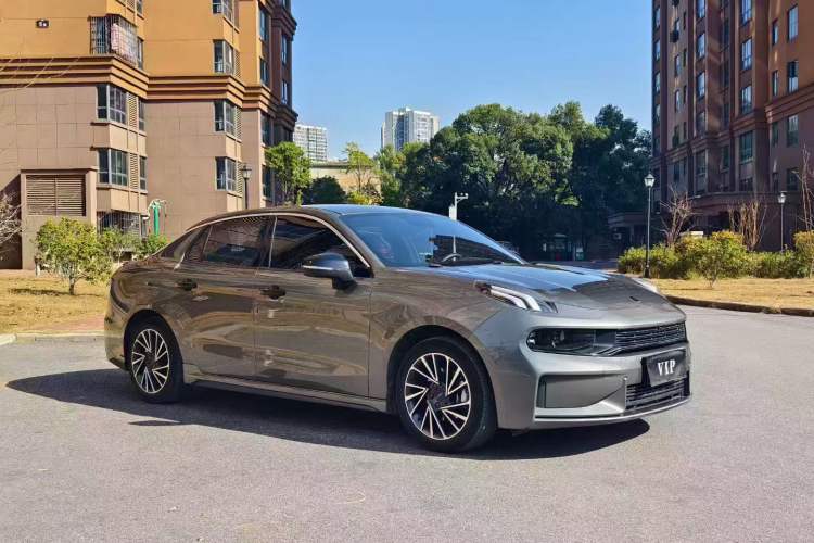 Used Lynk & Co 03 2021 1.5TD DCT JingPlus Exterior 4