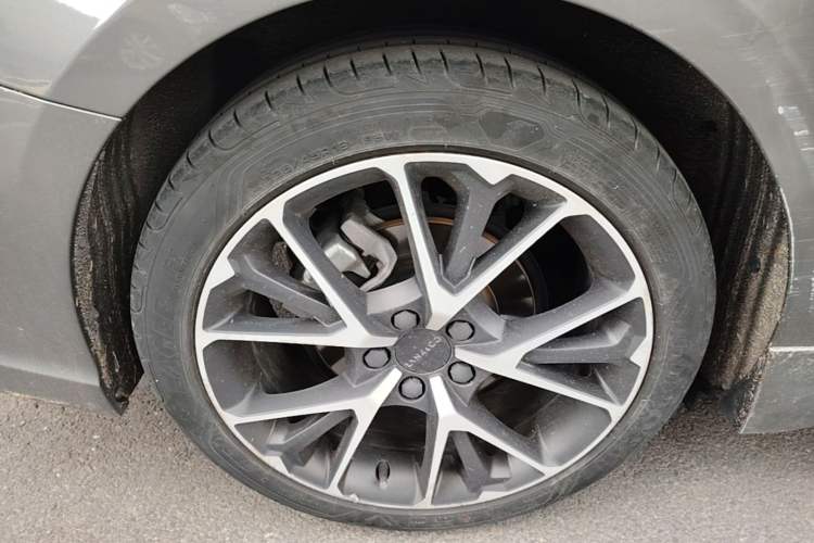 Used Lynk & Co 03 2021 1.5TD DCT Jing Champion Edition Exterior 5
