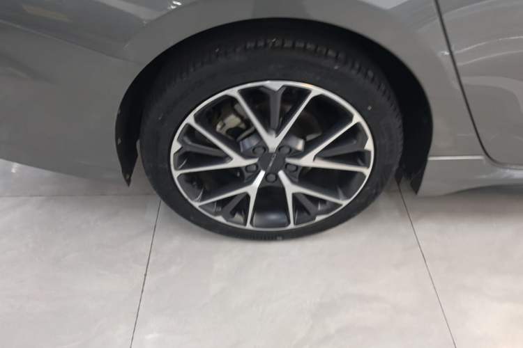 Used Lynk & Co 03 2021 1.5TD DCT Jing Champion Edition Exterior 5