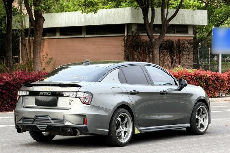 Used Lynk & Co 03 2021 2.0TD Automatic Trendy Champion Edition Exterior 5
