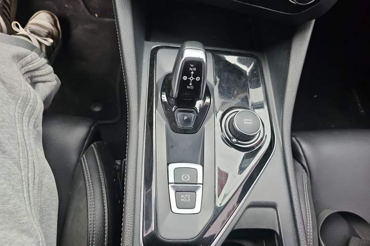 Used Lynk & Co 03 2021 2.0TD Automatic Jing Plus Gear Lever