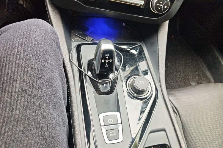 Used Lynk & Co 03 2021 1.5TD DCT Jing Champion Edition Gear Lever