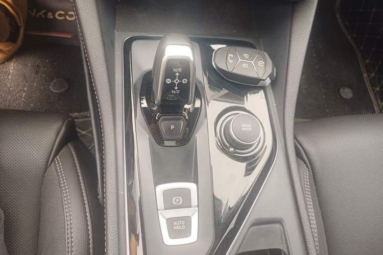 Used Lynk & Co 03 2021 2.0TD Automatic Trendy Champion Edition Gear Lever