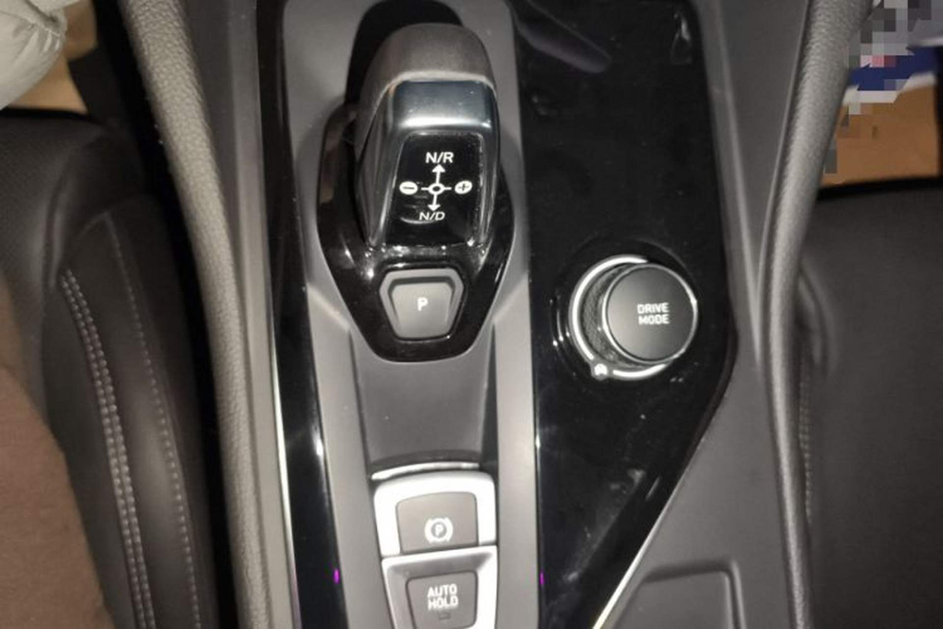 Used Lynk & Co 03 2021 2.0TD Automatic Trendy Champion Edition Gear Lever