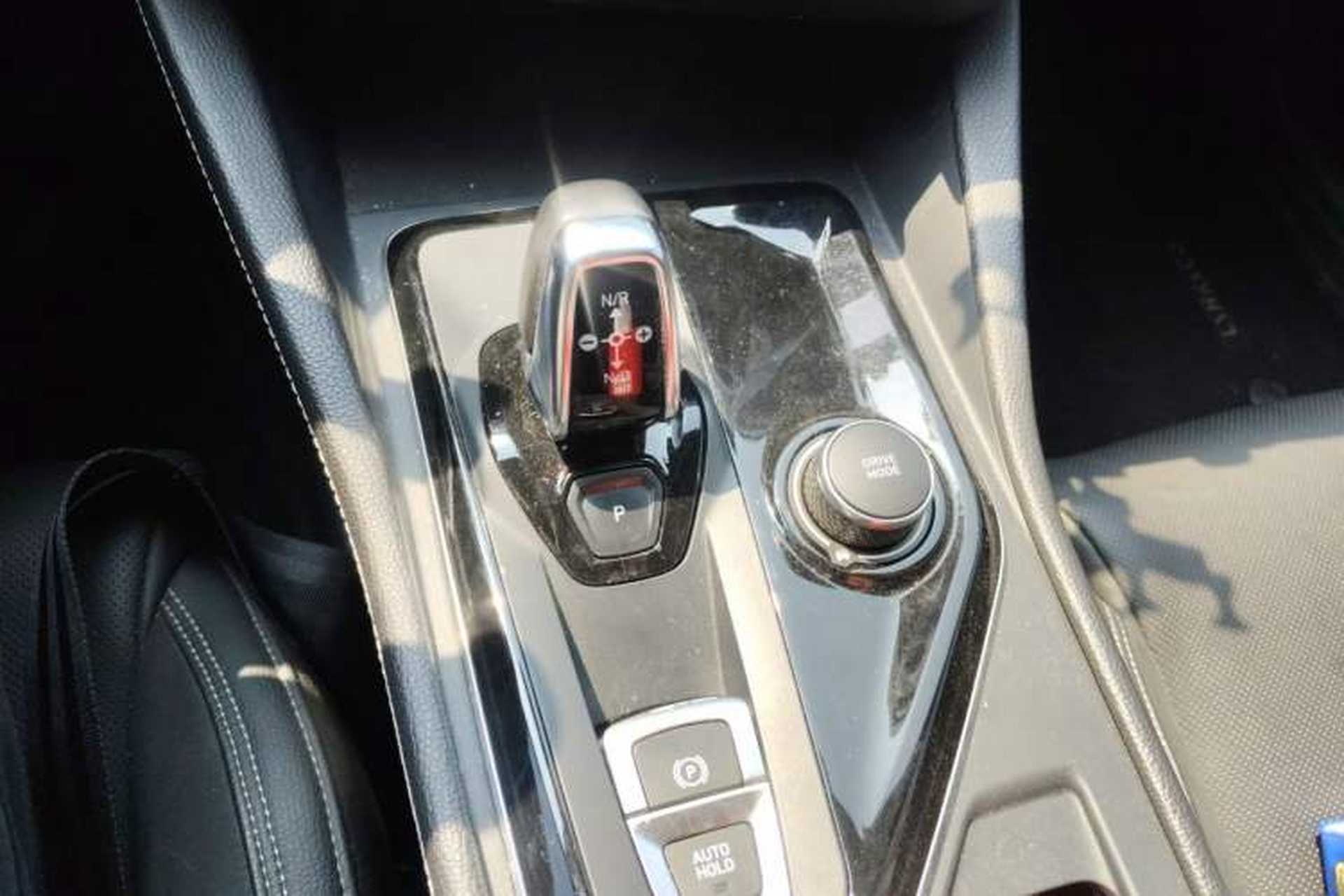 Used Lynk & Co 03 2021 2.0TD Automatic Trendy Champion Edition Gear Lever