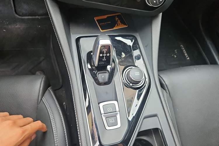 Used Lynk & Co 03 2021 2.0TD Automatic Trendy Champion Edition Gear Lever