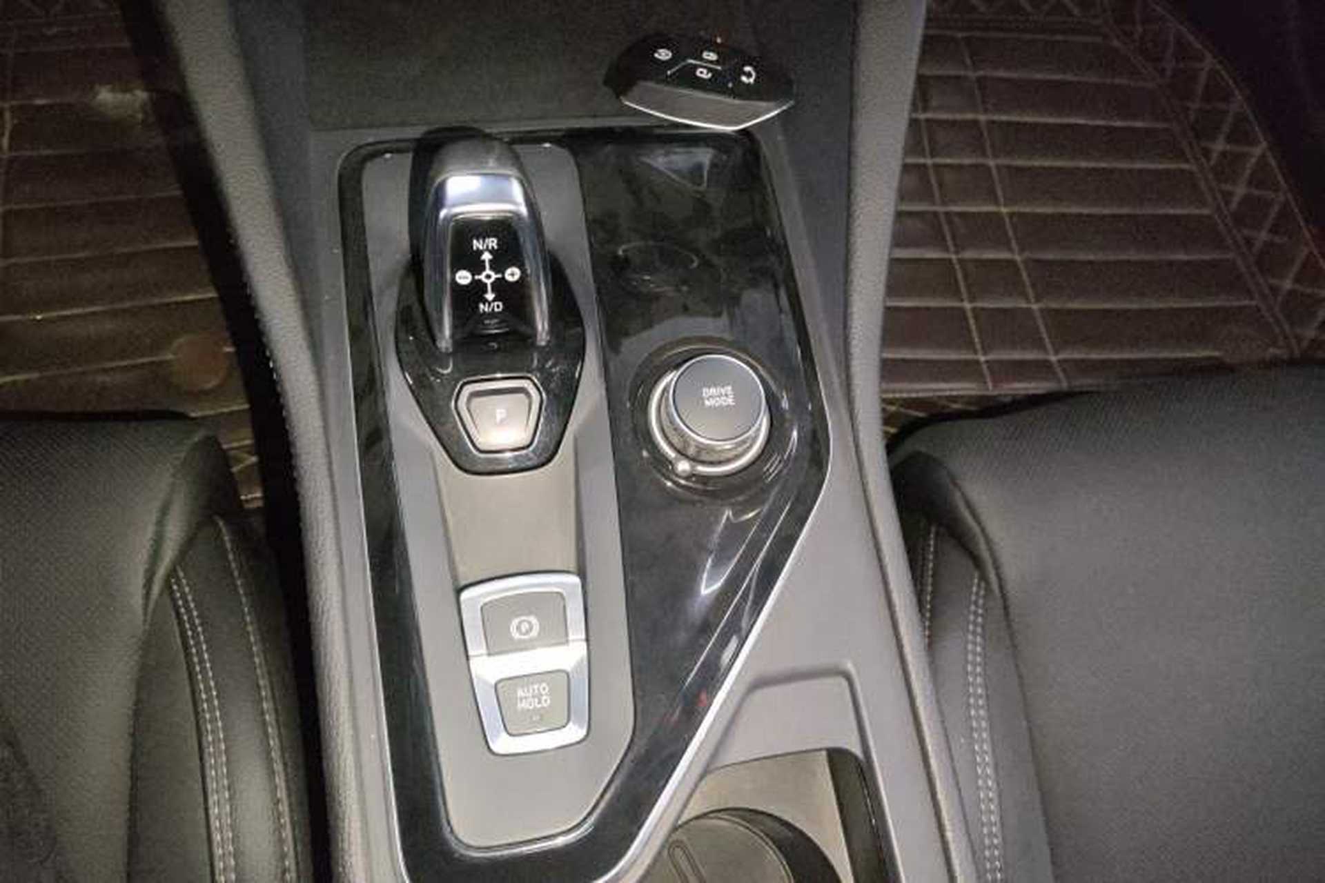 Used Lynk & Co 03 2021 2.0TD Automatic Trendy Champion Edition Gear Lever