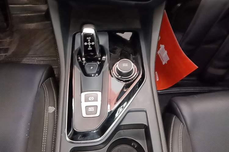 Used Lynk & Co 03 2021 2.0TD Automatic JingPro Gear Lever