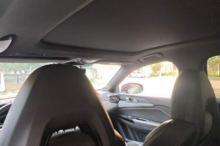Used Lynk & Co 03 2021 2.0TD Automatic Trendy Champion Edition Headliner