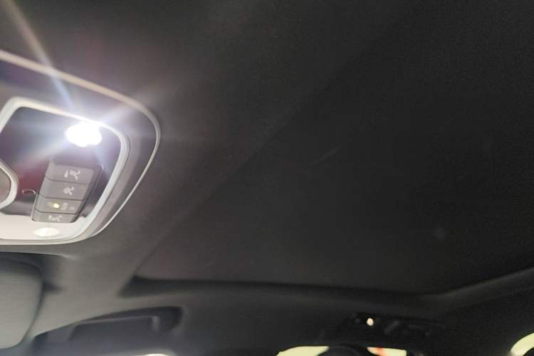 Used Lynk & Co 03 2021 1.5TD DCT Jing Champion Edition Headliner