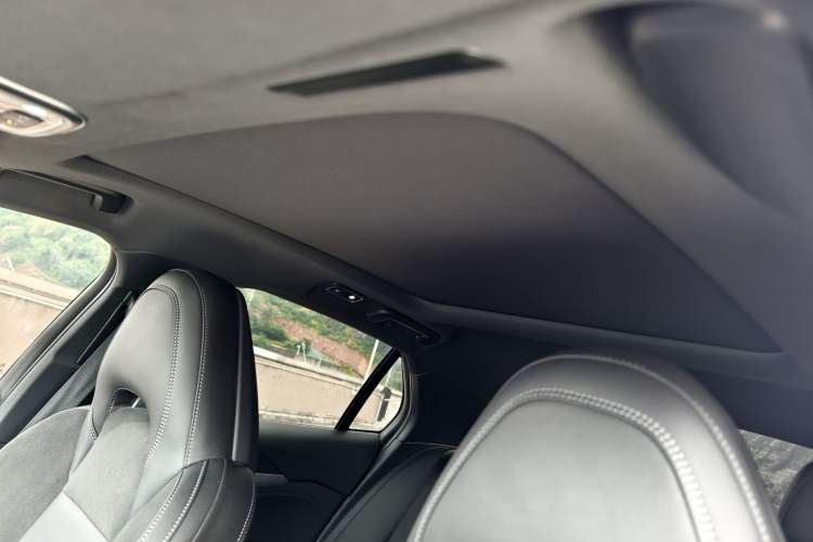 Used Lynk & Co 03 2021 1.5TD DCT Jing Champion Edition Headliner