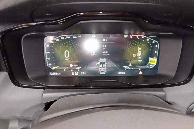 Used Lynk & Co 03 2021 2.0TD Automatic JingPro Instrument Cluster