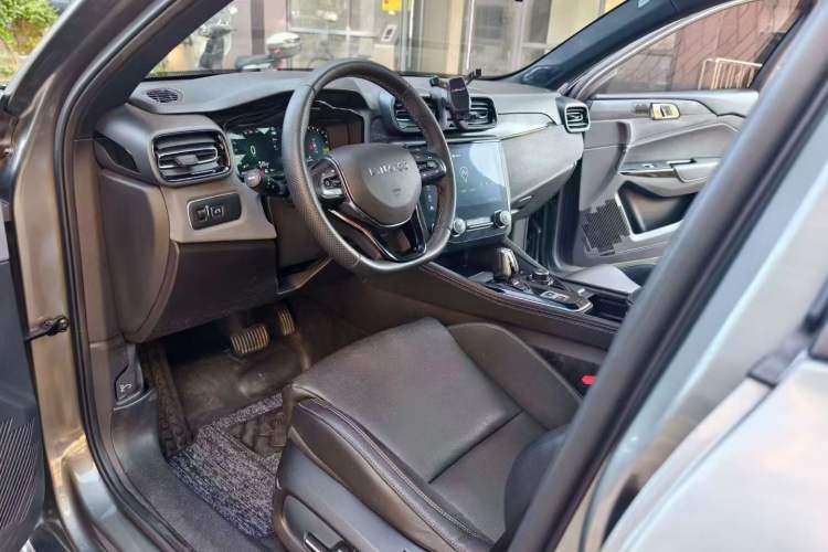 Used Lynk & Co 03 2021 1.5TD DCT JingPlus Interior 4