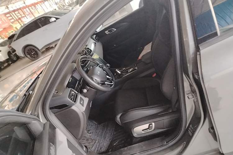 Used Lynk & Co 03 2021 1.5TD DCT JingPlus Left Front Seat