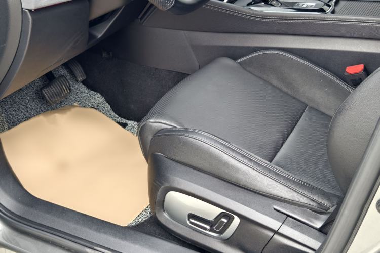 Used Lynk & Co 03 2021 1.5TD DCT Jing Champion Edition Left Front Seat