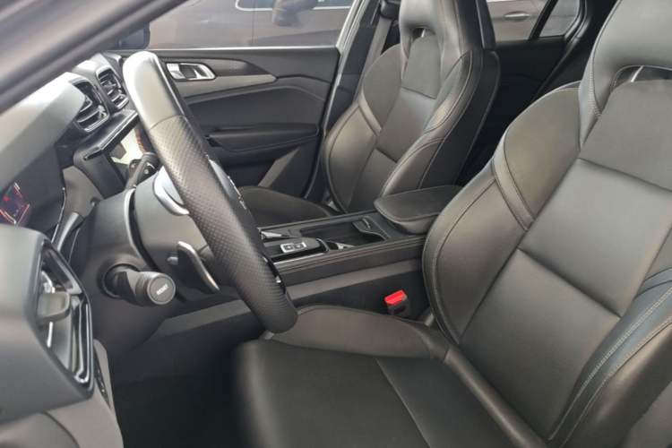 Used Lynk & Co 03 2021 1.5TD DCT JingPlus Left Front Seat
