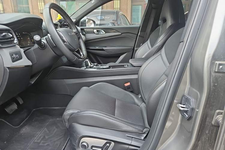 Used Lynk & Co 03 2021 2.0TD Automatic Trendy Champion Edition Left Front Seat