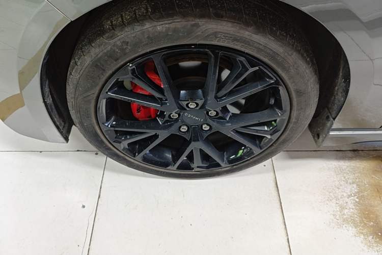 Used Lynk & Co 03 2021 1.5TD DCT Jing Champion Edition Left Front Wheel Hub