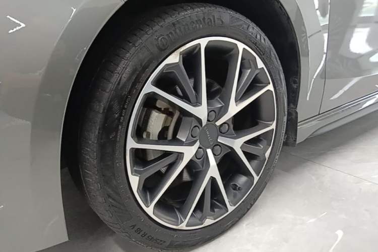 Used Lynk & Co 03 2021 1.5TD DCT Jing Champion Edition Left Front Wheel Hub