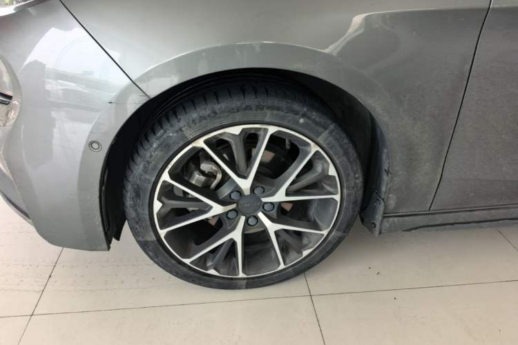 Used Lynk & Co 03 2021 2.0TD Automatic Trendy Champion Edition Left Front Wheel Hub