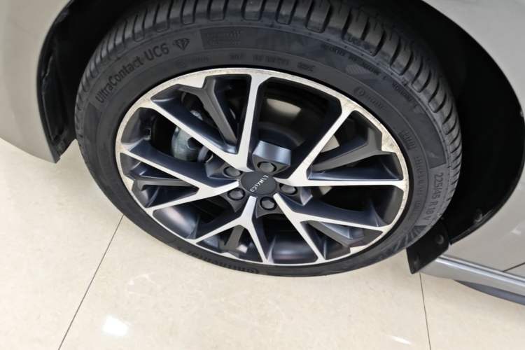 Used Lynk & Co 03 2021 1.5TD DCT Jing Champion Edition Left Front Wheel Hub