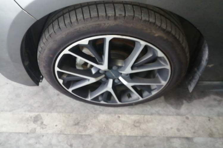 Used Lynk & Co 03 2021 1.5TD DCT Jing Champion Edition Left Front Wheel Hub