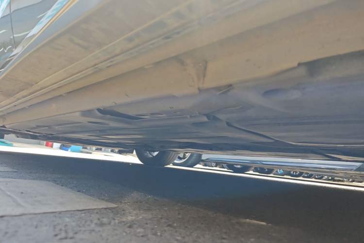 Used Lynk & Co 03 2021 2.0TD Automatic Trendy Champion Edition Left Side Sill