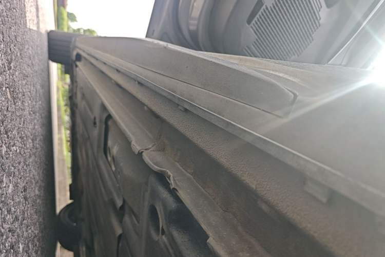 Used Lynk & Co 03 2021 1.5TD DCT JingPlus Left Side Sill