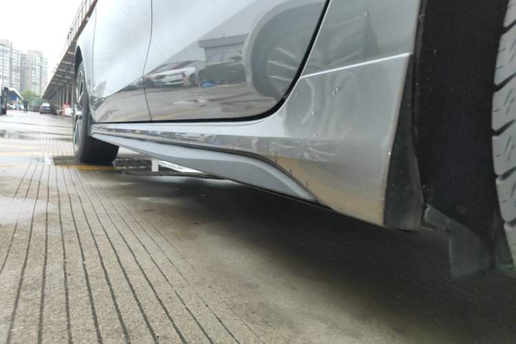 Used Lynk & Co 03 2021 2.0TD Automatic Trendy Champion Edition Left Side Sill