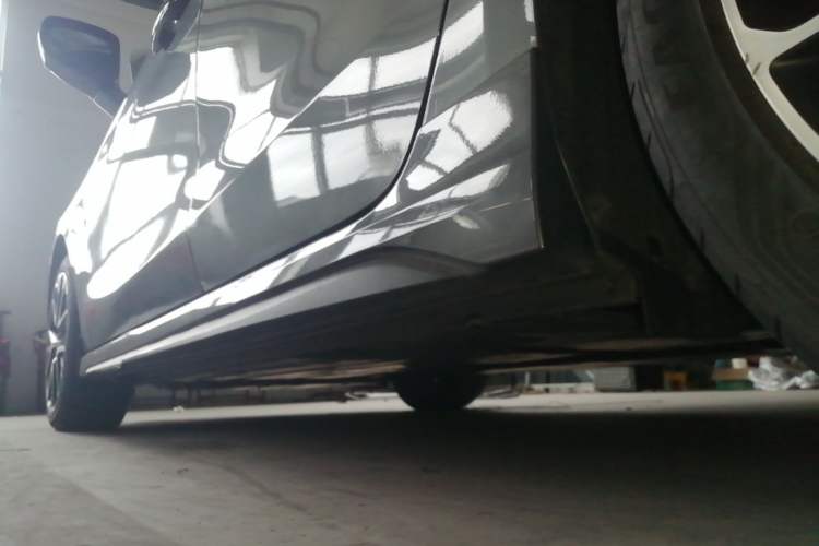 Used Lynk & Co 03 2021 1.5TD DCT Jing Champion Edition Left Side Sill