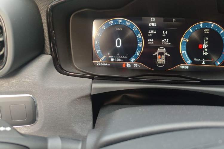 Used Lynk & Co 03 2021 1.5TD DCT JingPlus Odometer Close Up