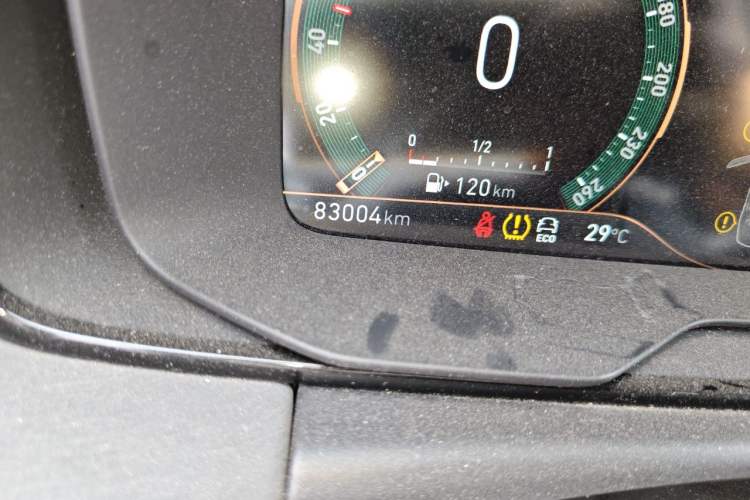 Used Lynk & Co 03 2021 1.5TD DCT Jing Champion Edition Odometer Close Up