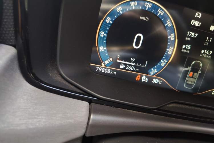 Used Lynk & Co 03 2021 1.5TD DCT Jing Champion Edition Odometer Close Up
